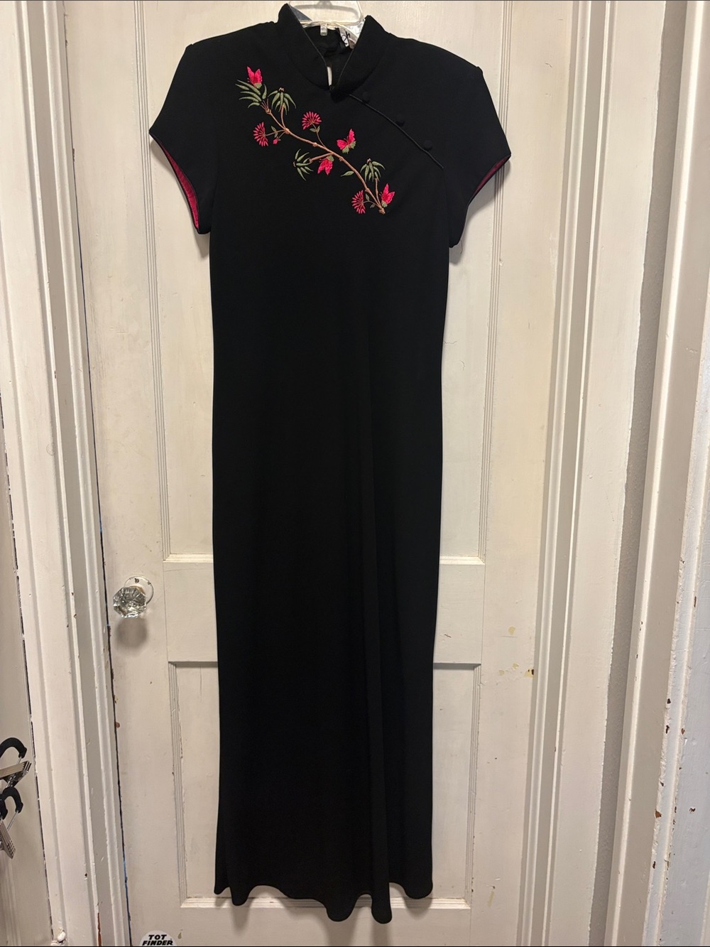 Vintage Black Cheongsam Qipao Maxi Dress Floral Embroidered Mandarin Collar Slit